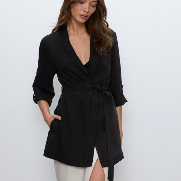 Babaton Jackets & Blazers - Aritzia Babaton Black Kahlo Robe Mid Jacket Size Small